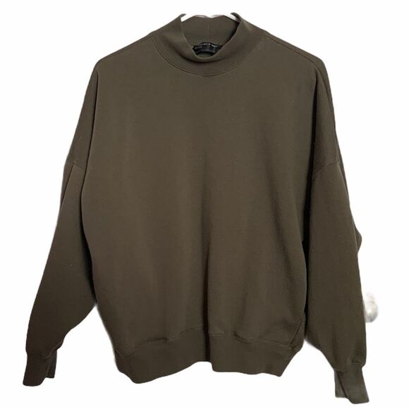 Mock Crewneck - Picture 4 of 12